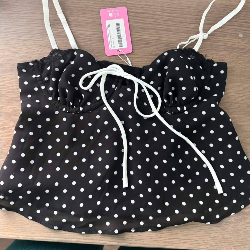 EDIKTED BUNDLE NWT
4pieces NEWsuper cute!!!!
SOLD TOGETHER ONE INCREDIBLE PRICE